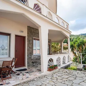 appartamento-arcobaleno-levanto.hotelitalianriviera.com/