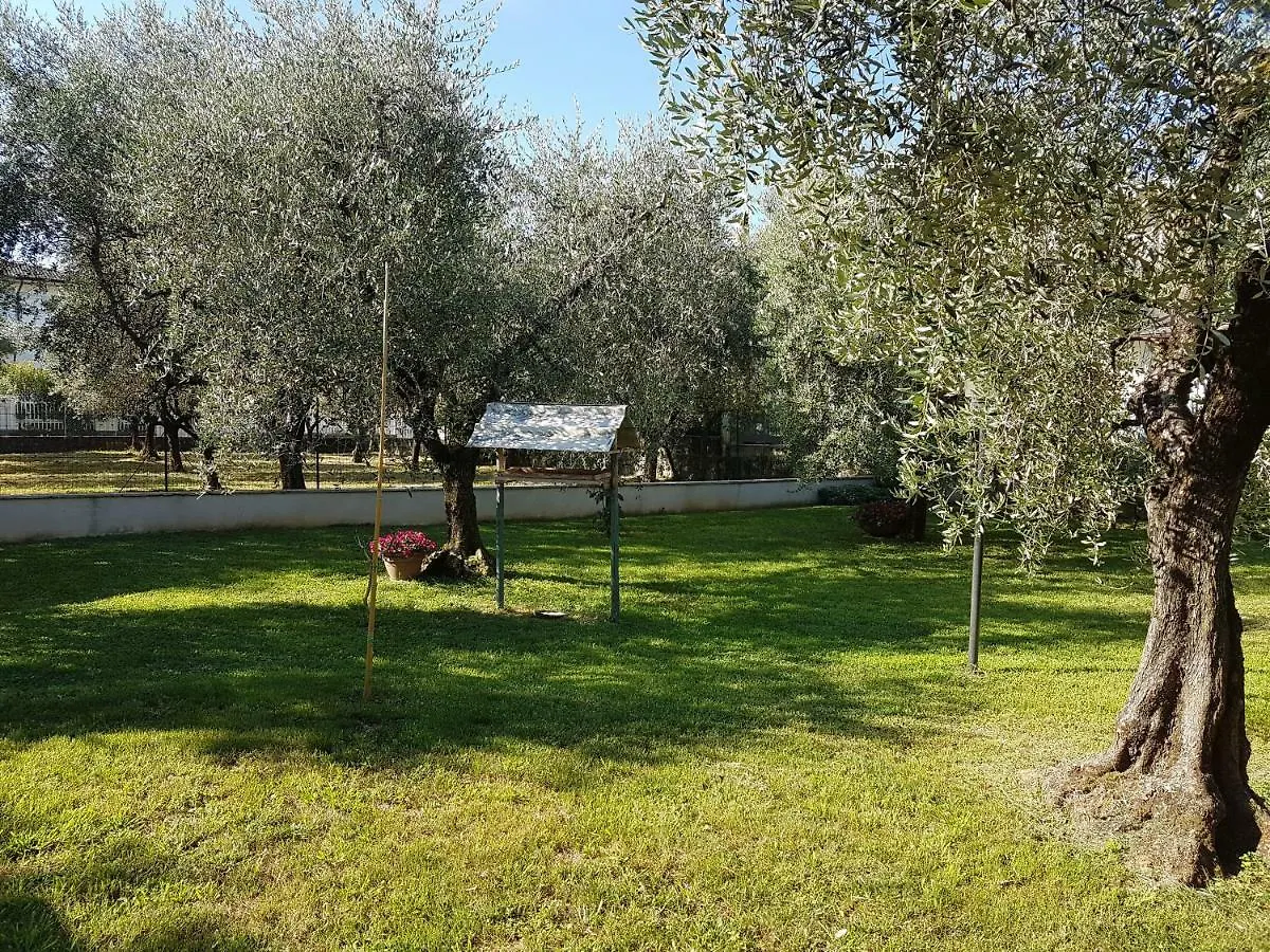 A Casa Di Clementina Apartment Raffa