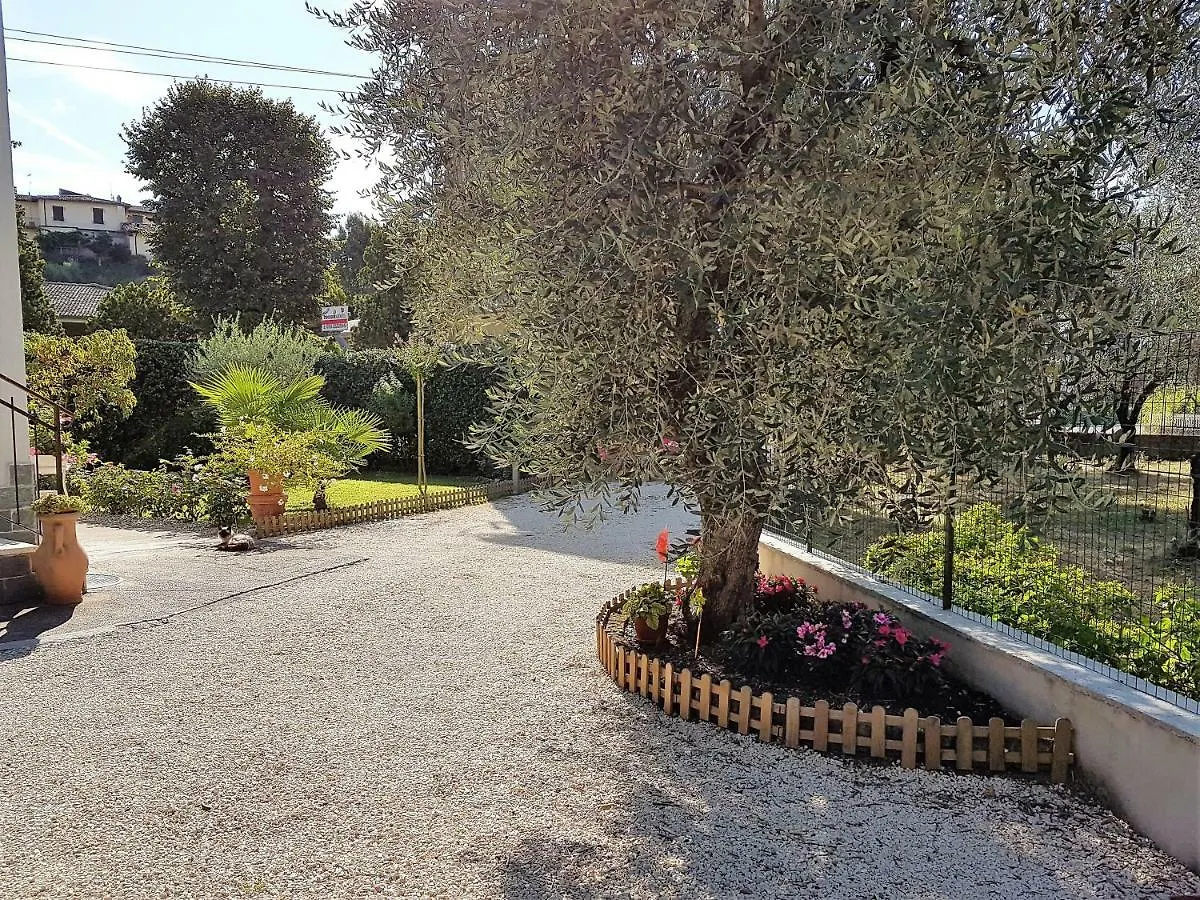 A Casa Di Clementina Apartment Raffa